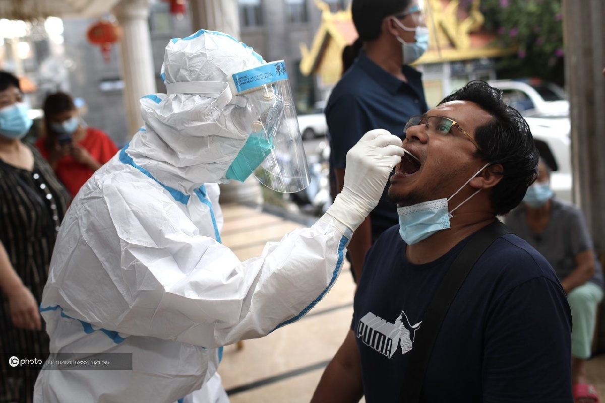 外籍在瑞丽务工人员免费进行核酸检测规定时间过后将个人承担费用