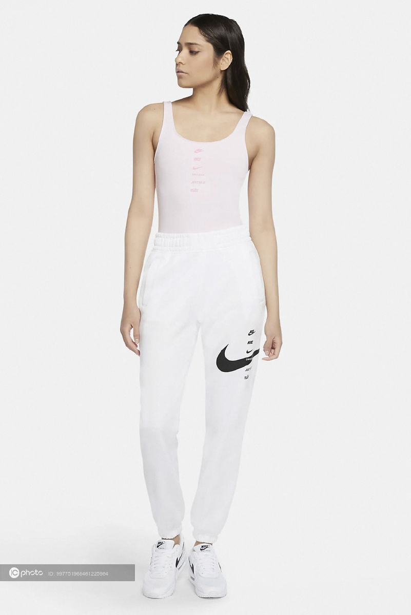 nike新款连体泳衣大片 - ic_photo - 图虫