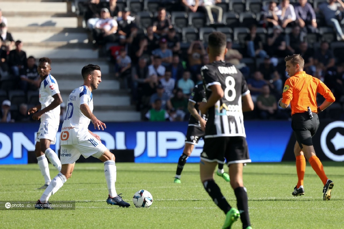 【直播】22/23赛季法甲第10轮:昂热 2-3 斯特拉斯堡 - ic_photo