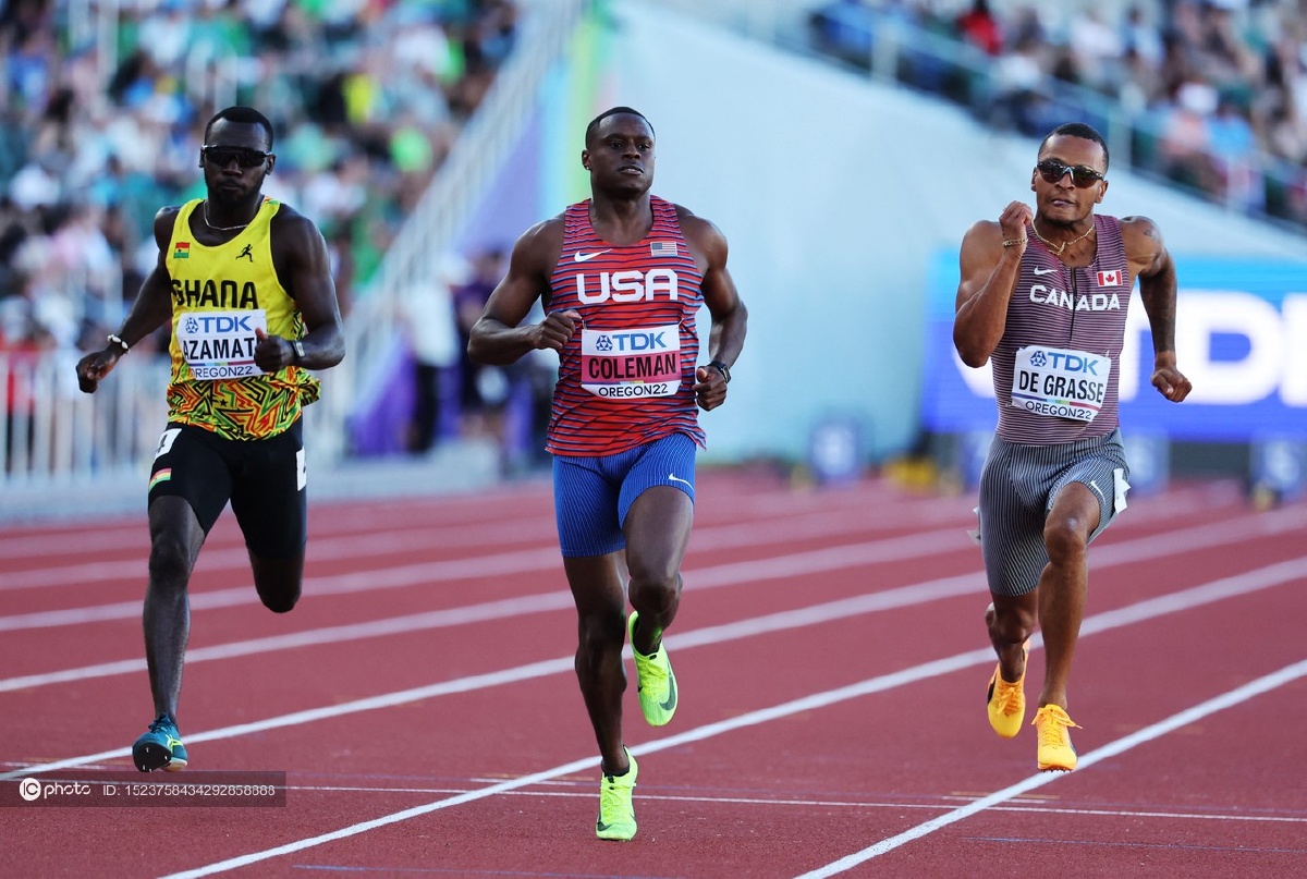 2022尤金田径世锦赛男子100预赛:卫冕冠军科尔曼以10秒08小组第一晋级