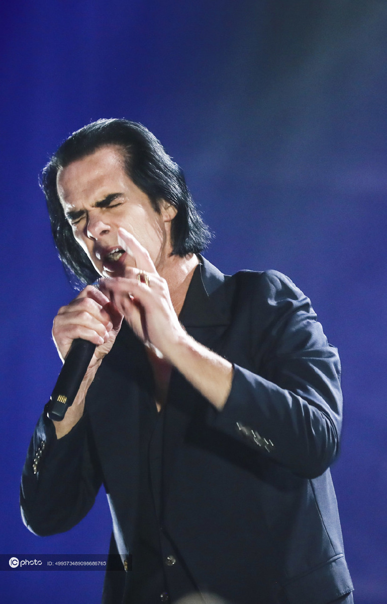 尼克凯夫和坏种子合唱团nickcaveandthebadseeds乐队主唱