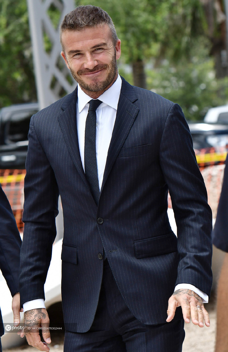 贝克汉姆迈阿密参加活动西装革履风度翩翩