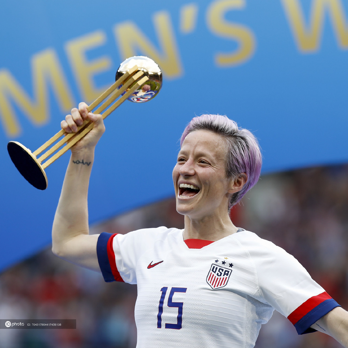 美国国家女子足球队球员meganrapinoe