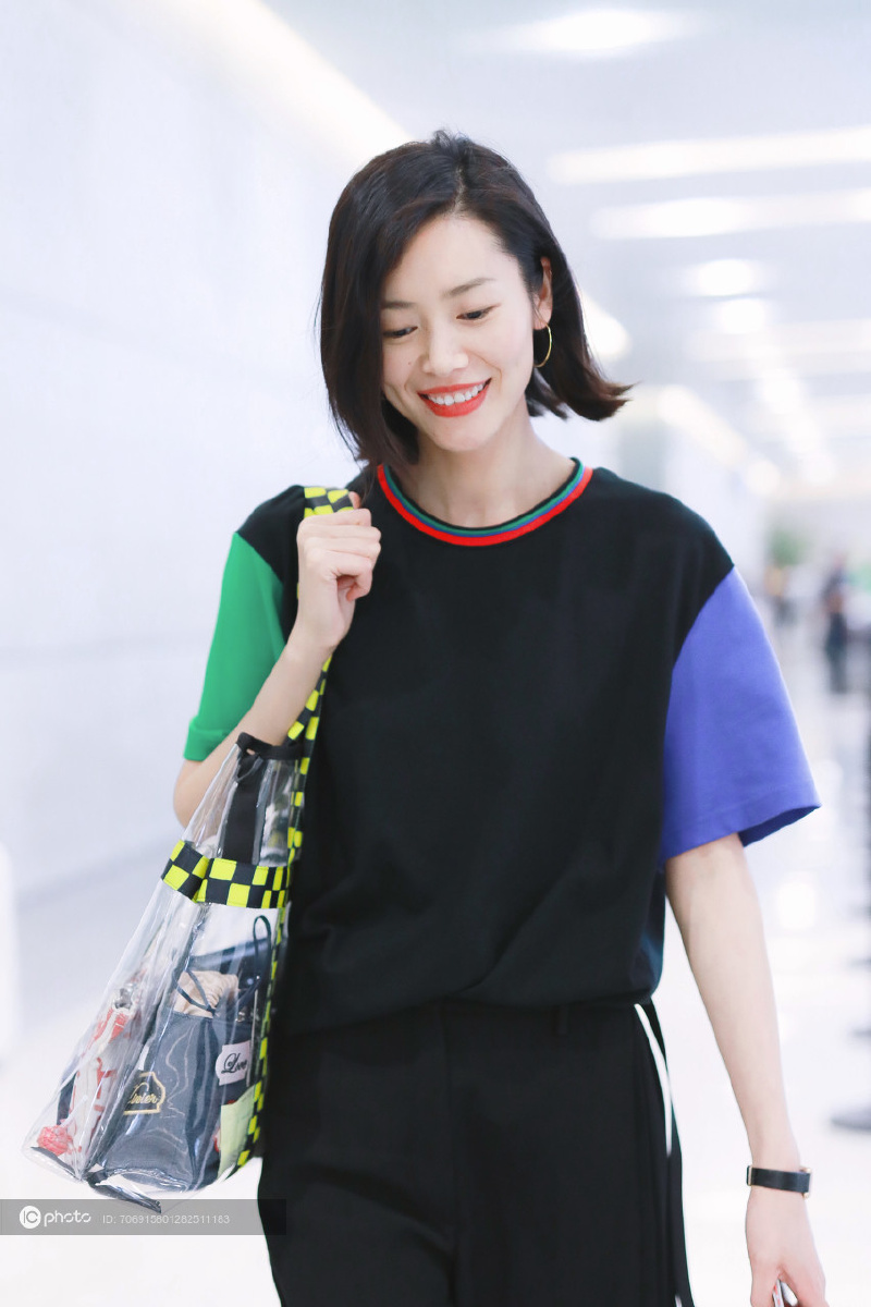 大表姐刘雯斜刘海温婉知性超容超有魅力让人直呼爱了爱了