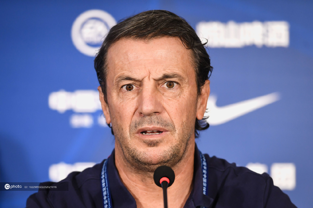 2020中超联赛第10轮前瞻武汉卓尔赛前新闻发布会何塞冈萨雷斯携刘云