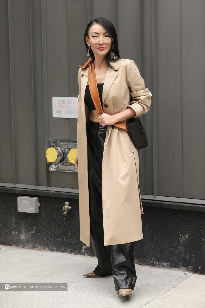 jessicawang其色风衣搭内搭抹胸皮质阔腿裤职业精英加时尚达人令人