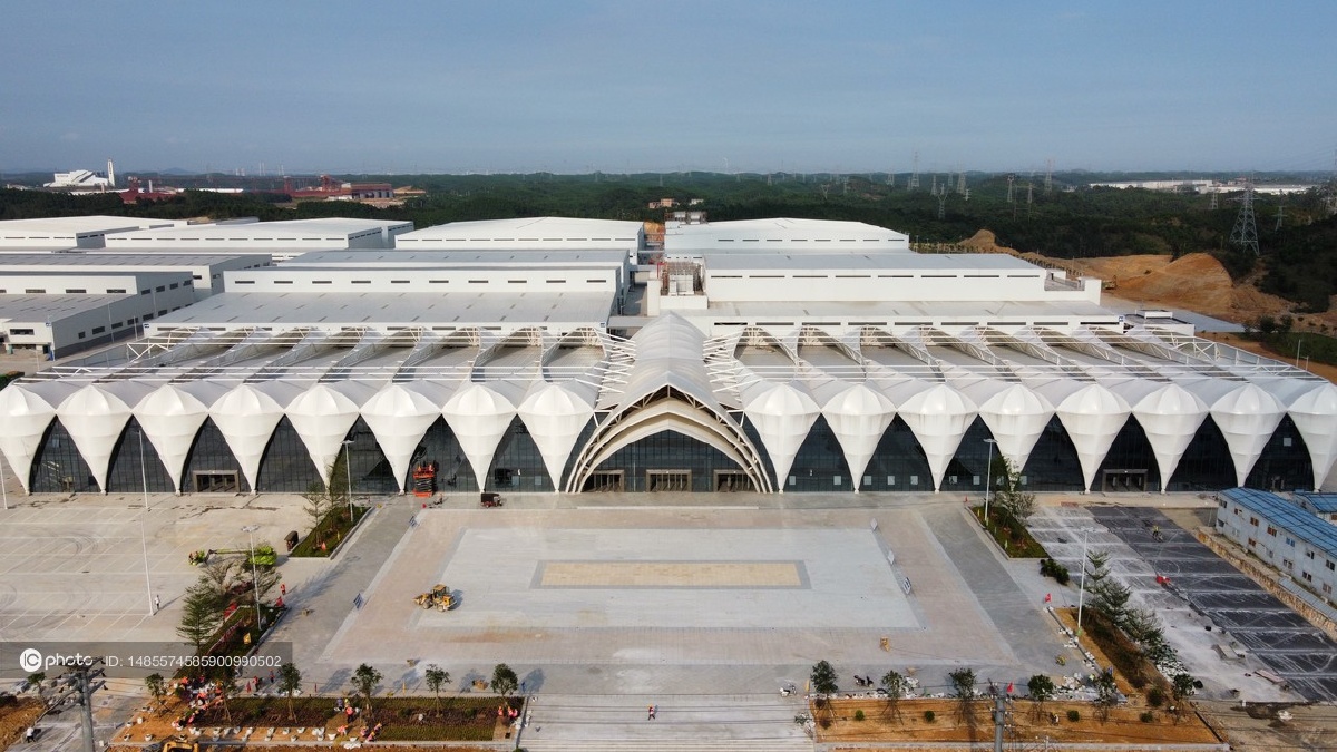 航拍广西北部湾国际生鲜冷链物流园