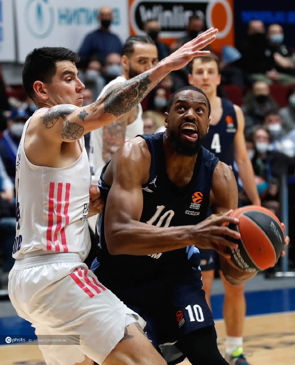 2021赛季男篮欧冠常规赛圣彼得堡泽尼特7175皇家马德里