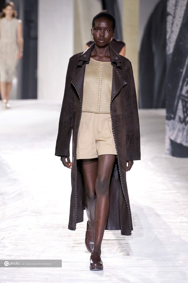 精选大图巴黎2021春夏时装周hermes