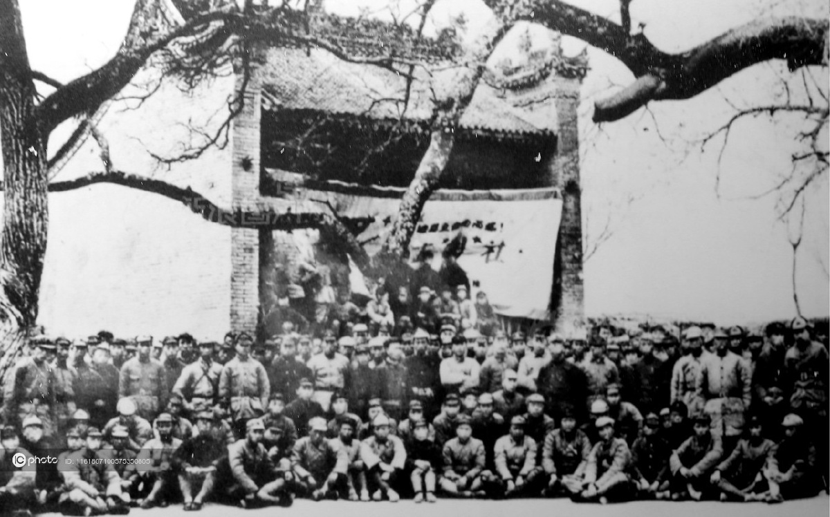 建党百年:红军三大主力会师 - IC_photo
