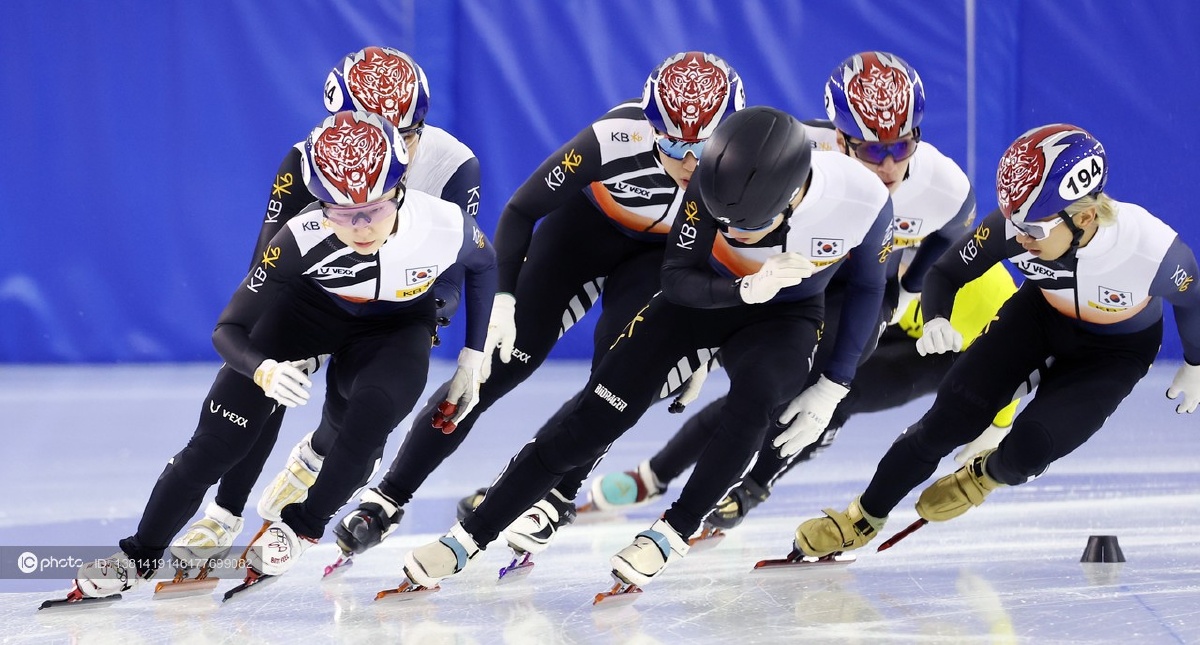韩国短道速滑运动员参与集训积极备战2022北京冬奥会