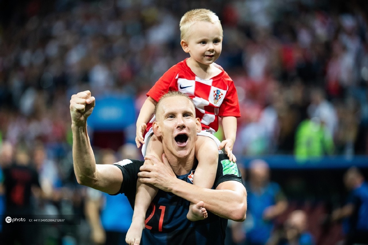 法国克罗地亚萌宝连连看维达儿子众人宠格列兹曼女儿萌化了