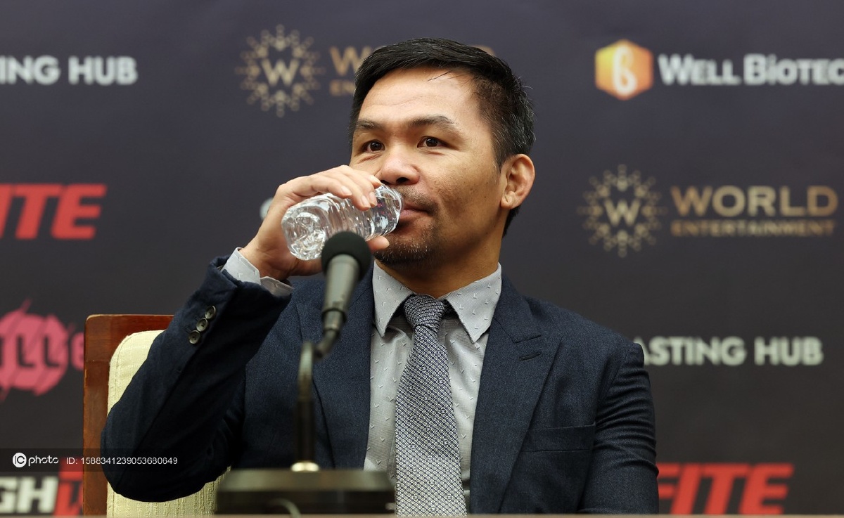 亚洲传奇拳王帕奎奥出席新闻发布会 12月将于韩国格斗大师"dk yoo&