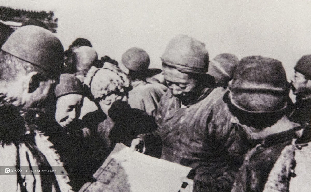 建党百年土地改革