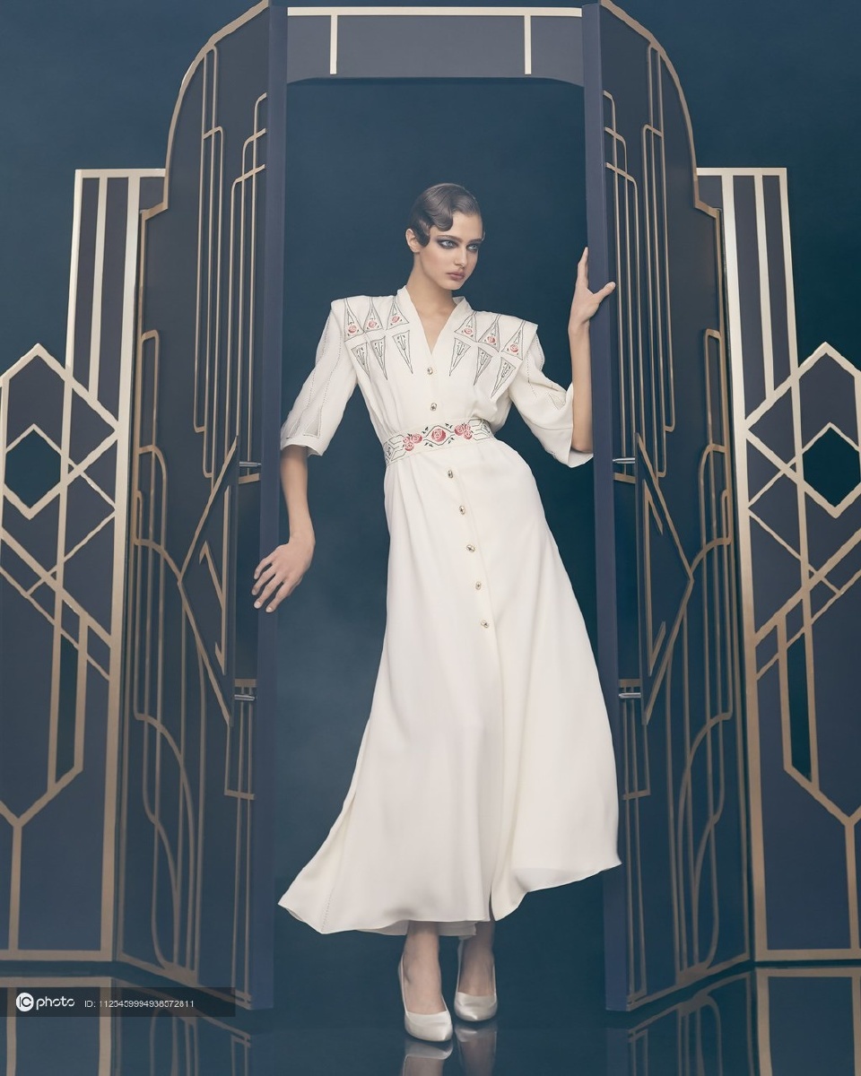 2021春夏巴黎高定时装周ulyanasergeenko