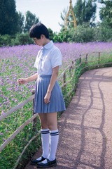 001