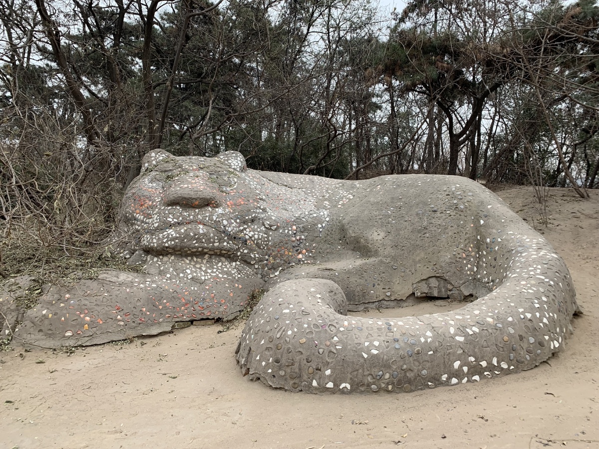 咸阳渭滨公园石虎石狮