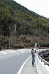BB6C8CDB-A90A-4205-833C-CCAD86AE4C29/L0/001
