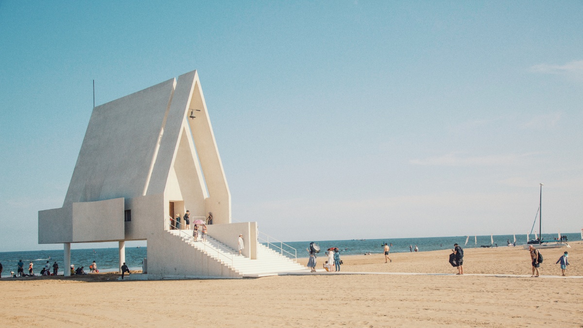 纯净的阿那亚教堂