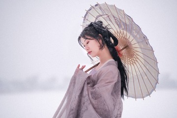 7428
