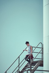 001