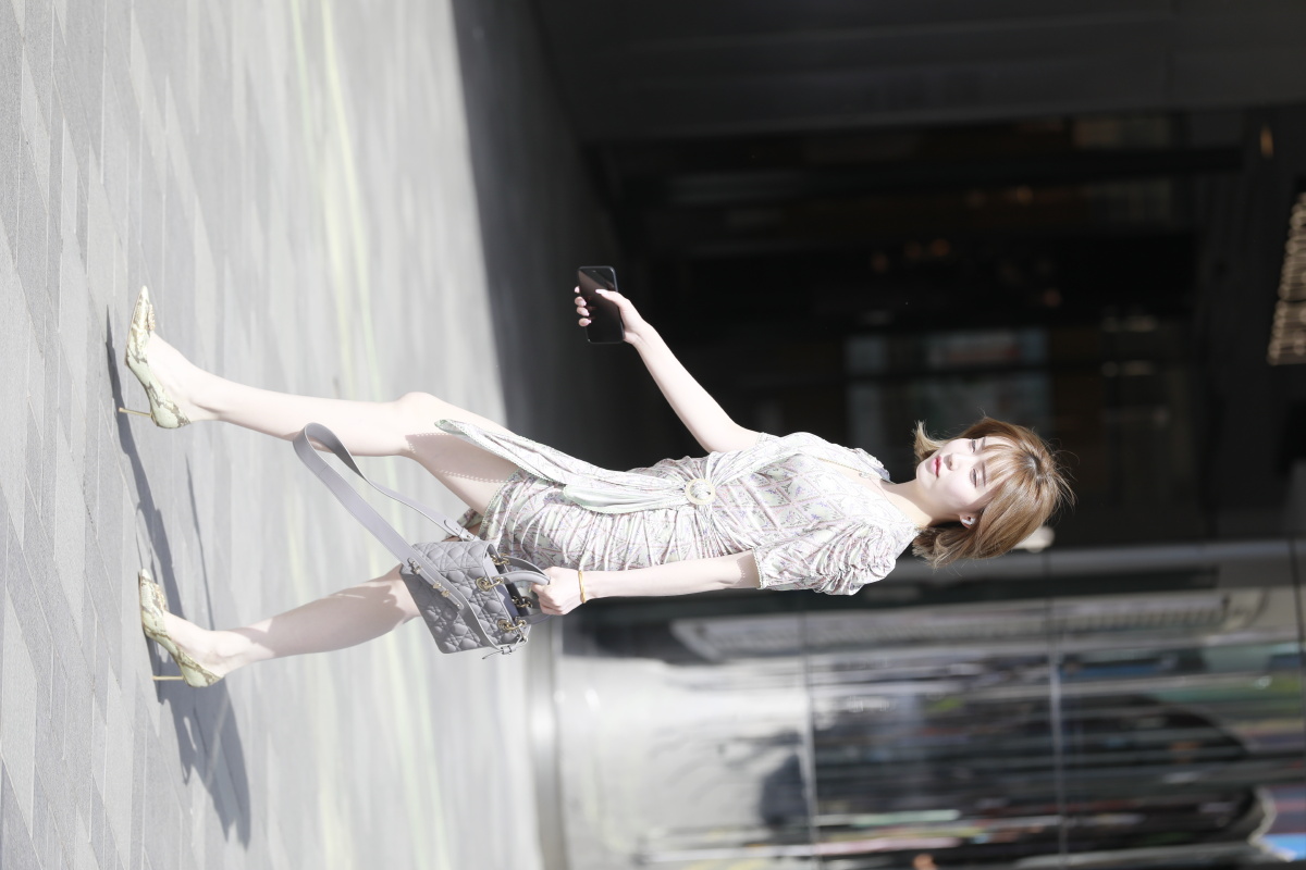 北京三里屯太古里街拍20210525