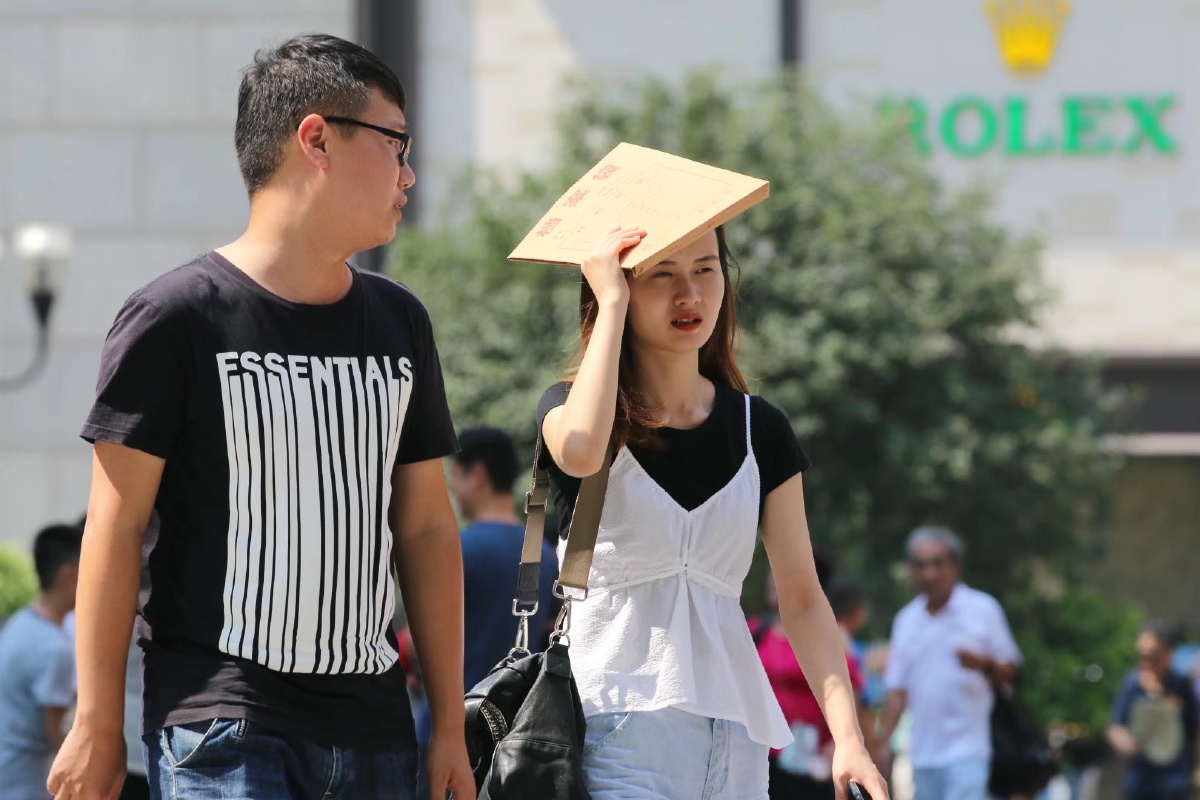 情侣- 彭光新人像摄影 - 图虫