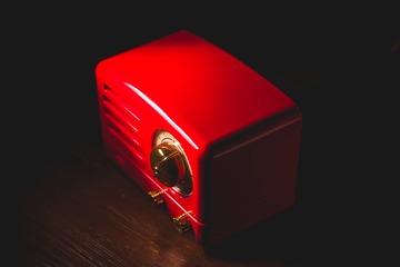 2496104