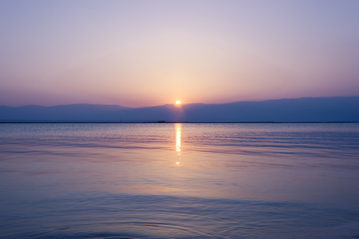 死海日出