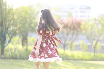 1078435