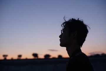 001