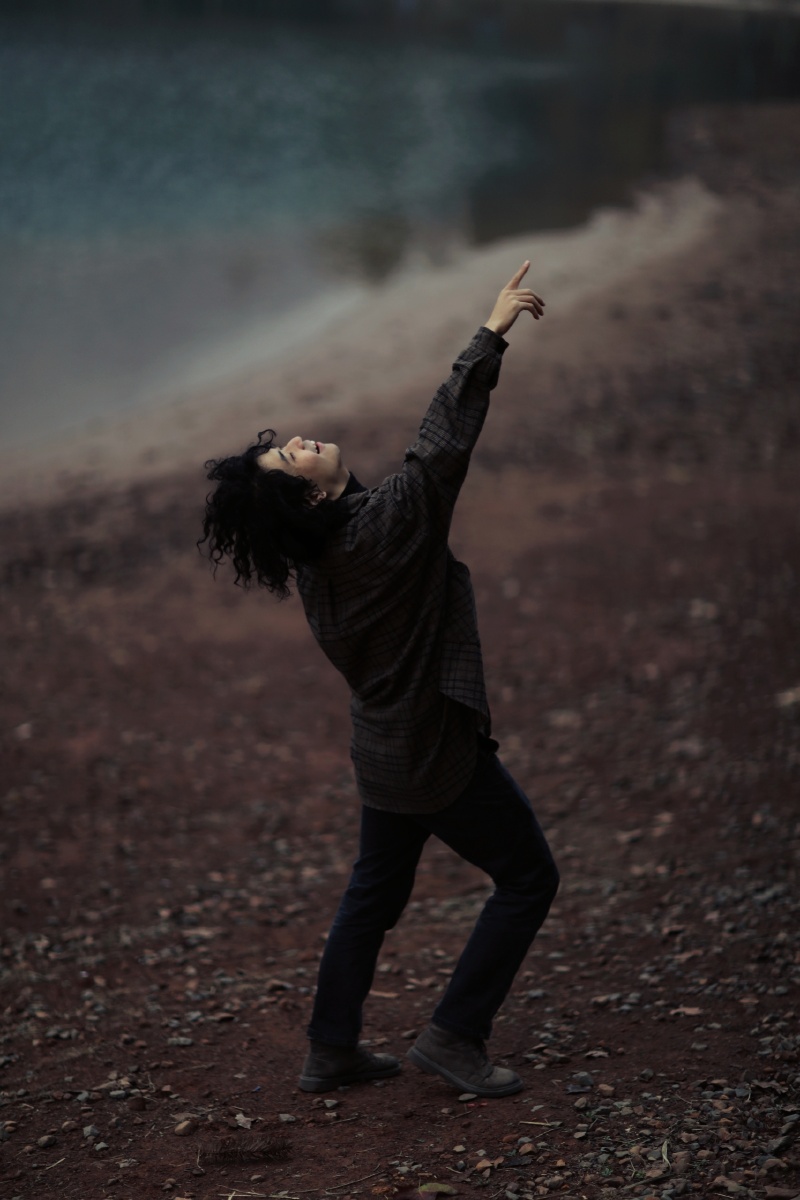 崩溃,颓丧,疯癫,狂喜,之后的平静.