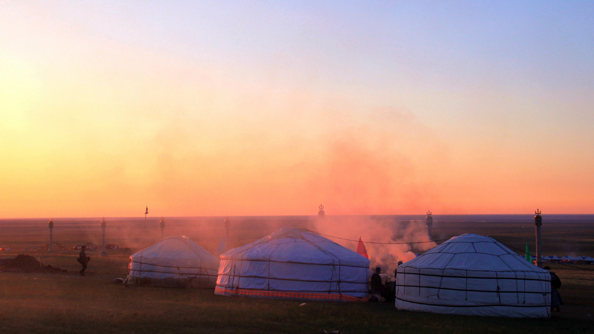 蒙古包的缕缕炊烟 - 草原老生 - 图虫