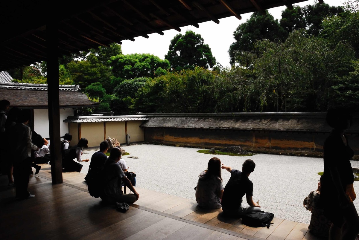 知足之心龙安寺的石庭