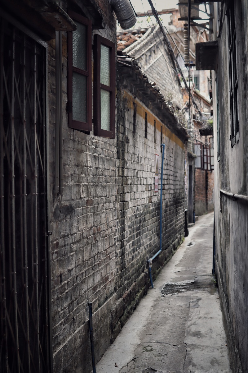 东莞老城区虽不拾昔日繁华但历史沉淀也具另一番景象