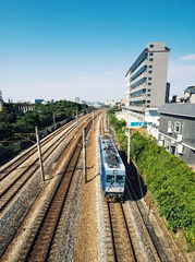319095