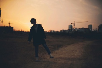 001