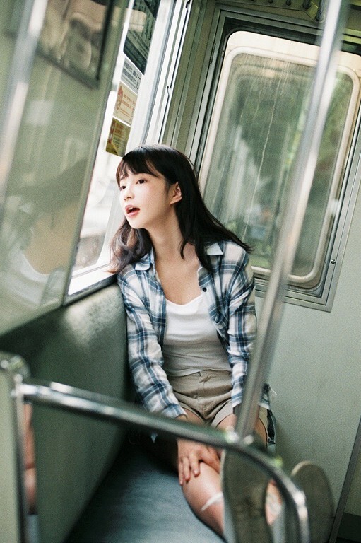 18405106.jpg