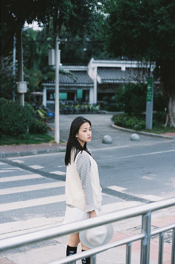 18405142.jpg