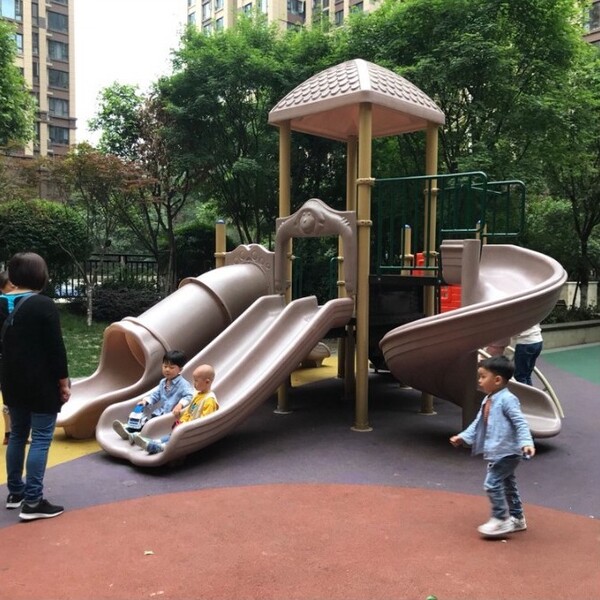 298648546.jpg