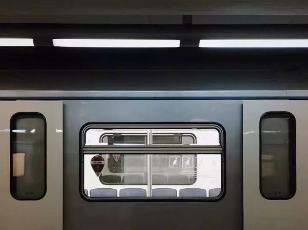 298650864.jpg
