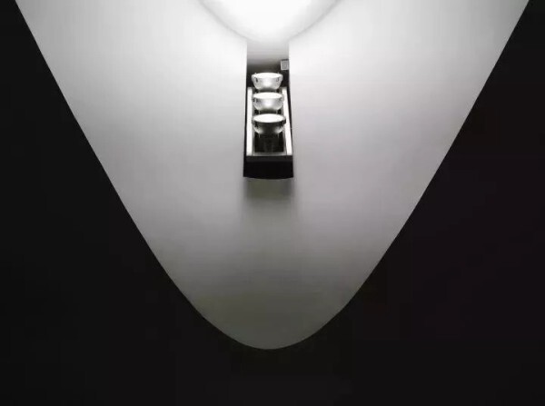 298650883.jpg