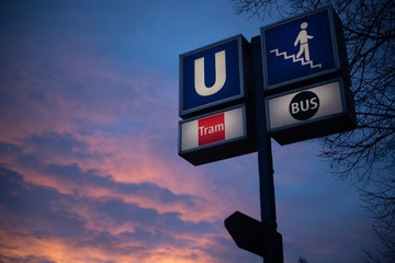 63689