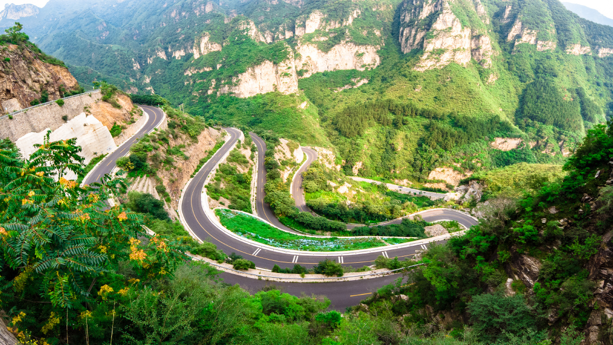 网红景点房山红井路盘山公路
