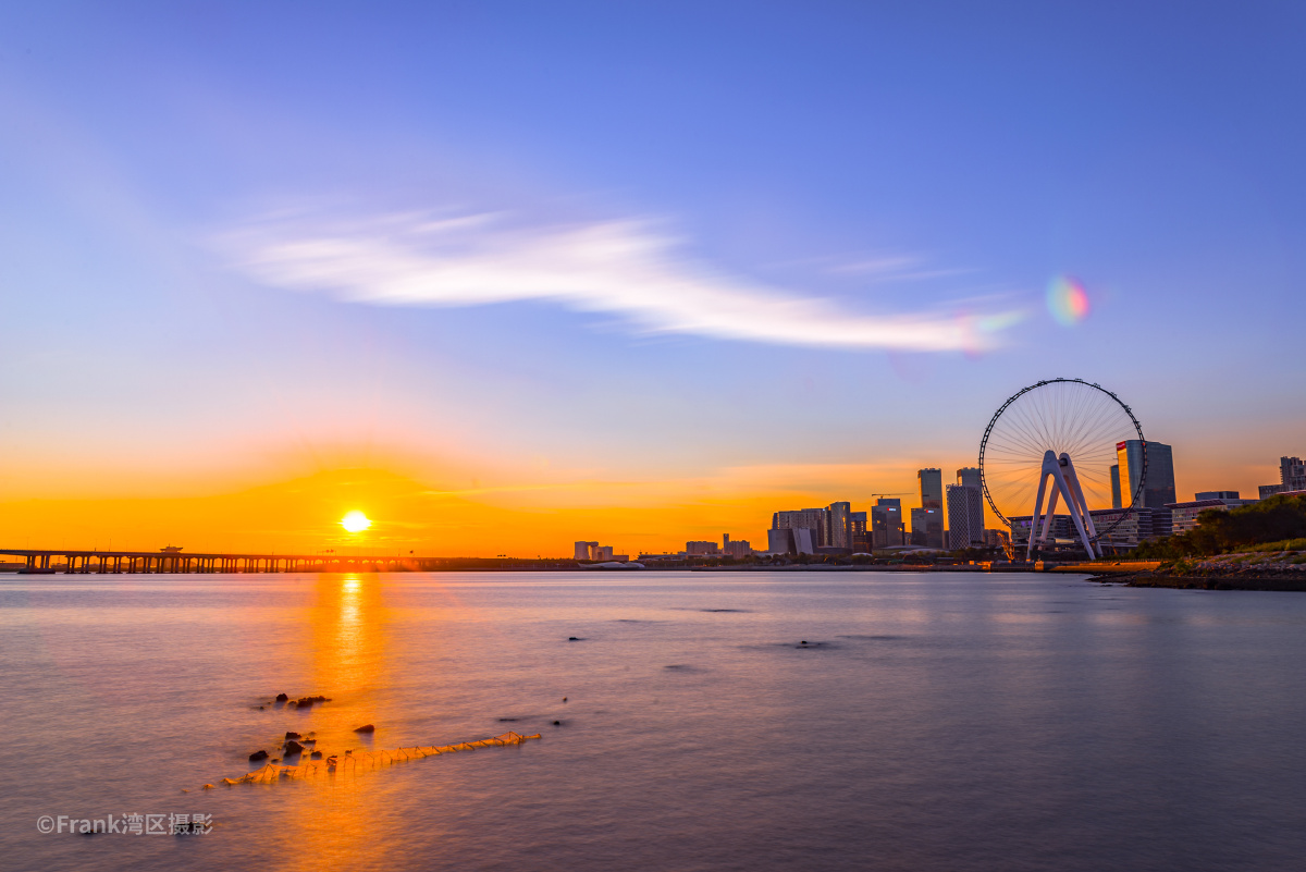 前海海边公园摩天轮