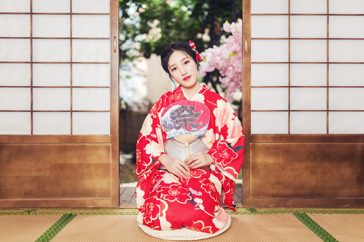 和服室内景人像写真