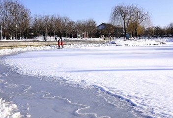 1170573