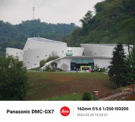 243529