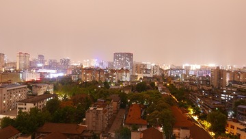 905770