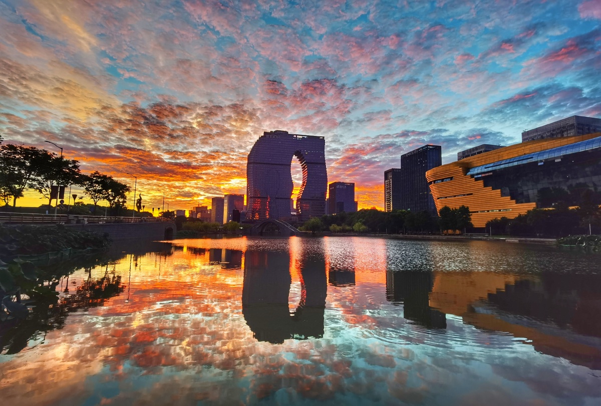 清晨五点滨江杭州印